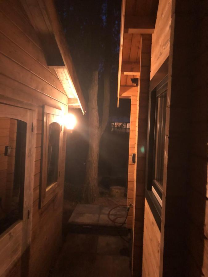 Вілла 3 Slaapkamer Blokhut Met Opgemaakte Bedden Пюттен Екстер'єр фото